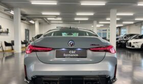 BMW M4 CSL Coupé M CARBON SCHALENSITZE